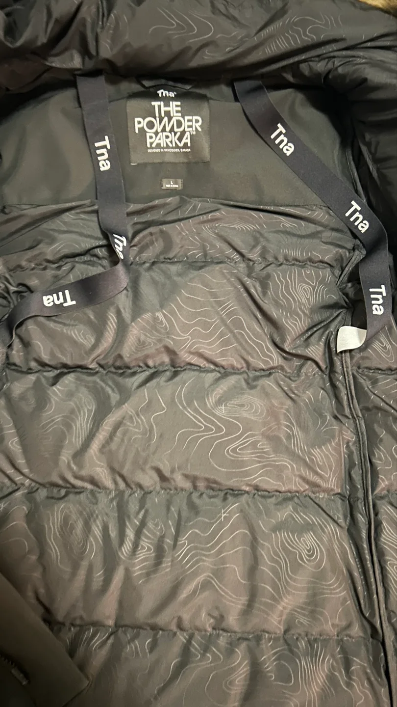 $400 Aritzia The Powder Parka - 50% OFF image indicator(4)