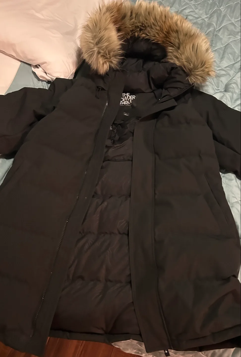 $400 Aritzia The Powder Parka - 50% OFF image indicator(3)