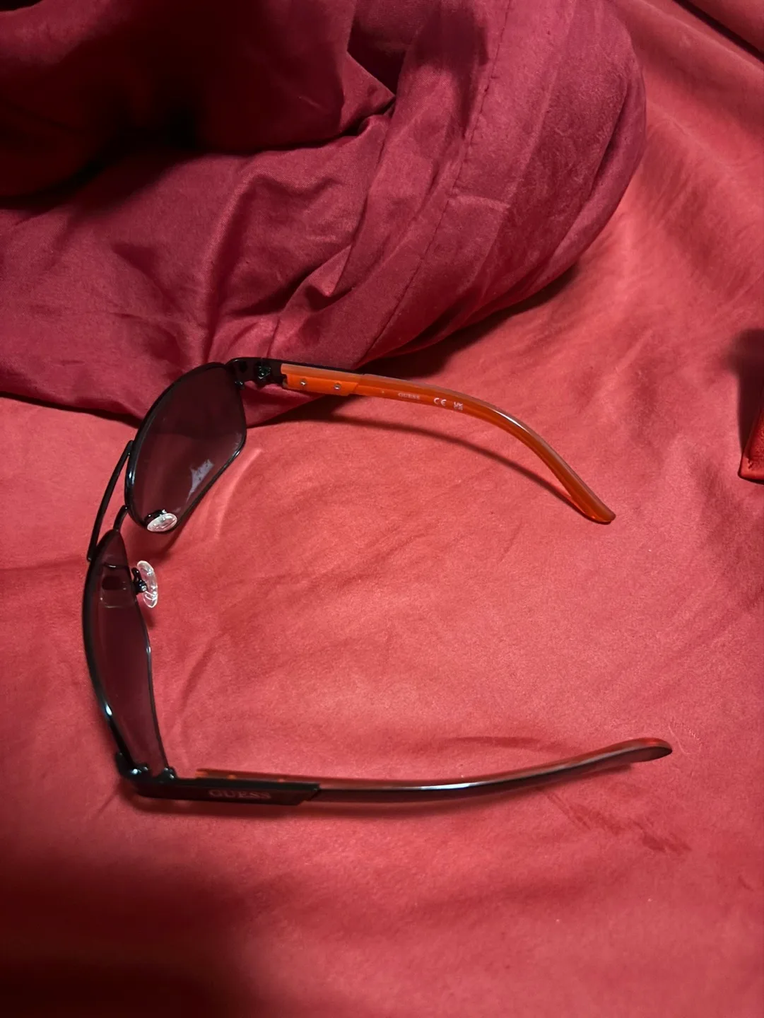 GUESS Aviator Sunglasses with Case image indicator(2)