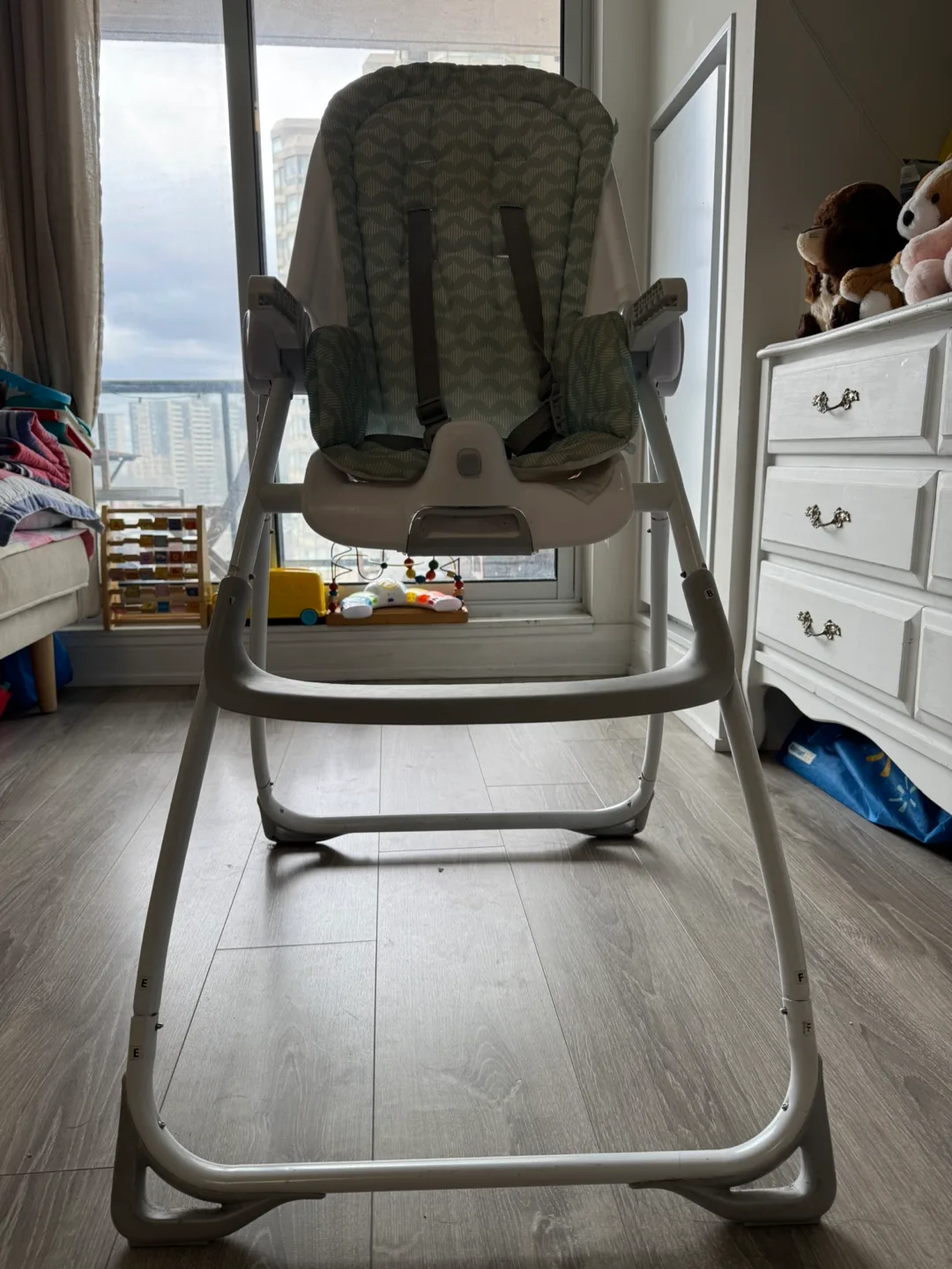 Baby High Chair - Teal and Grey image indicator(9)
