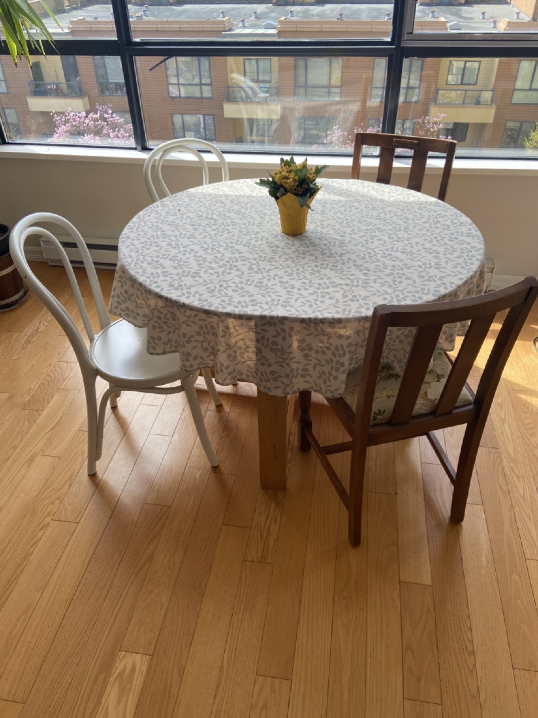 Foldable Dining Table and 4 Chairs