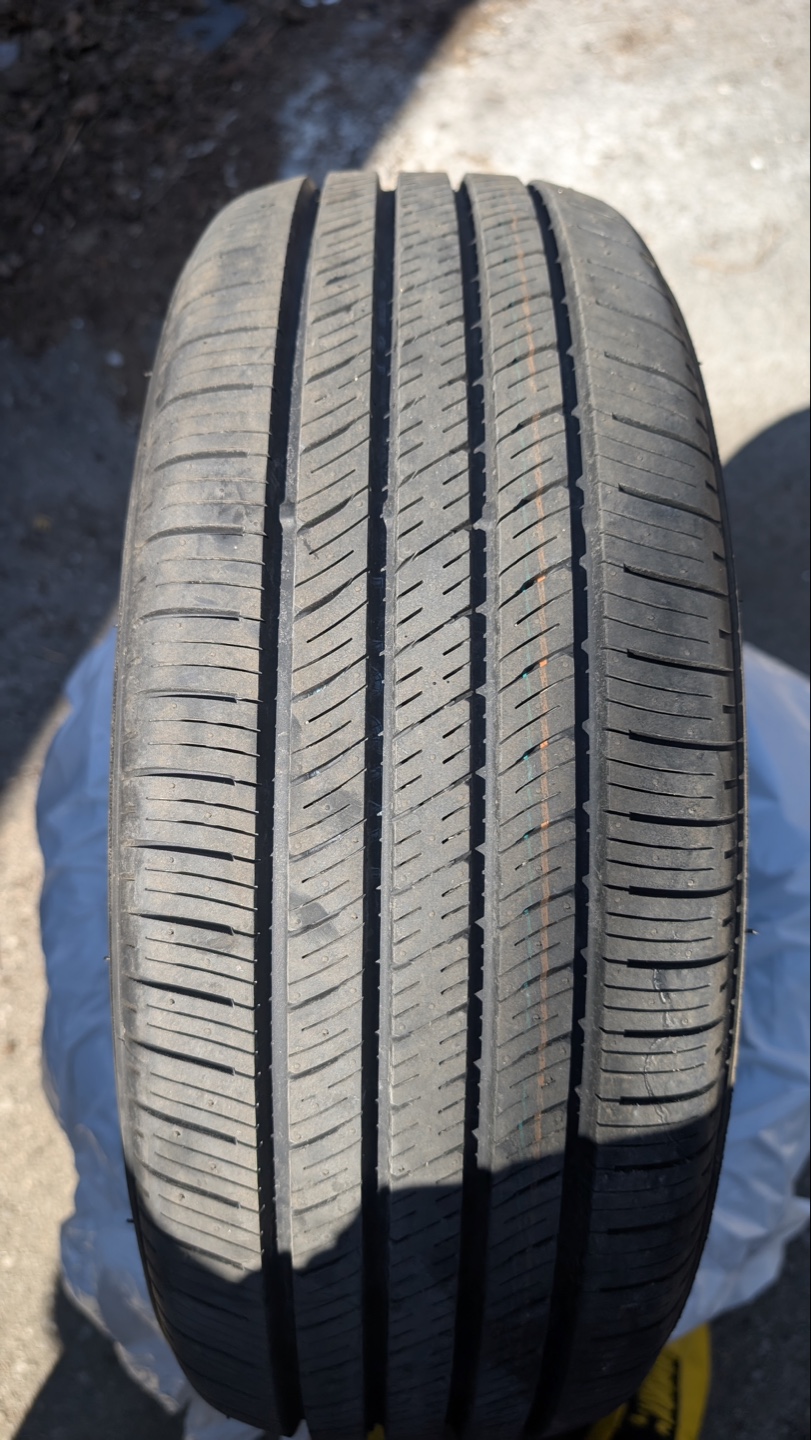 TOYO 205/60R16 92H Tires - photo 4