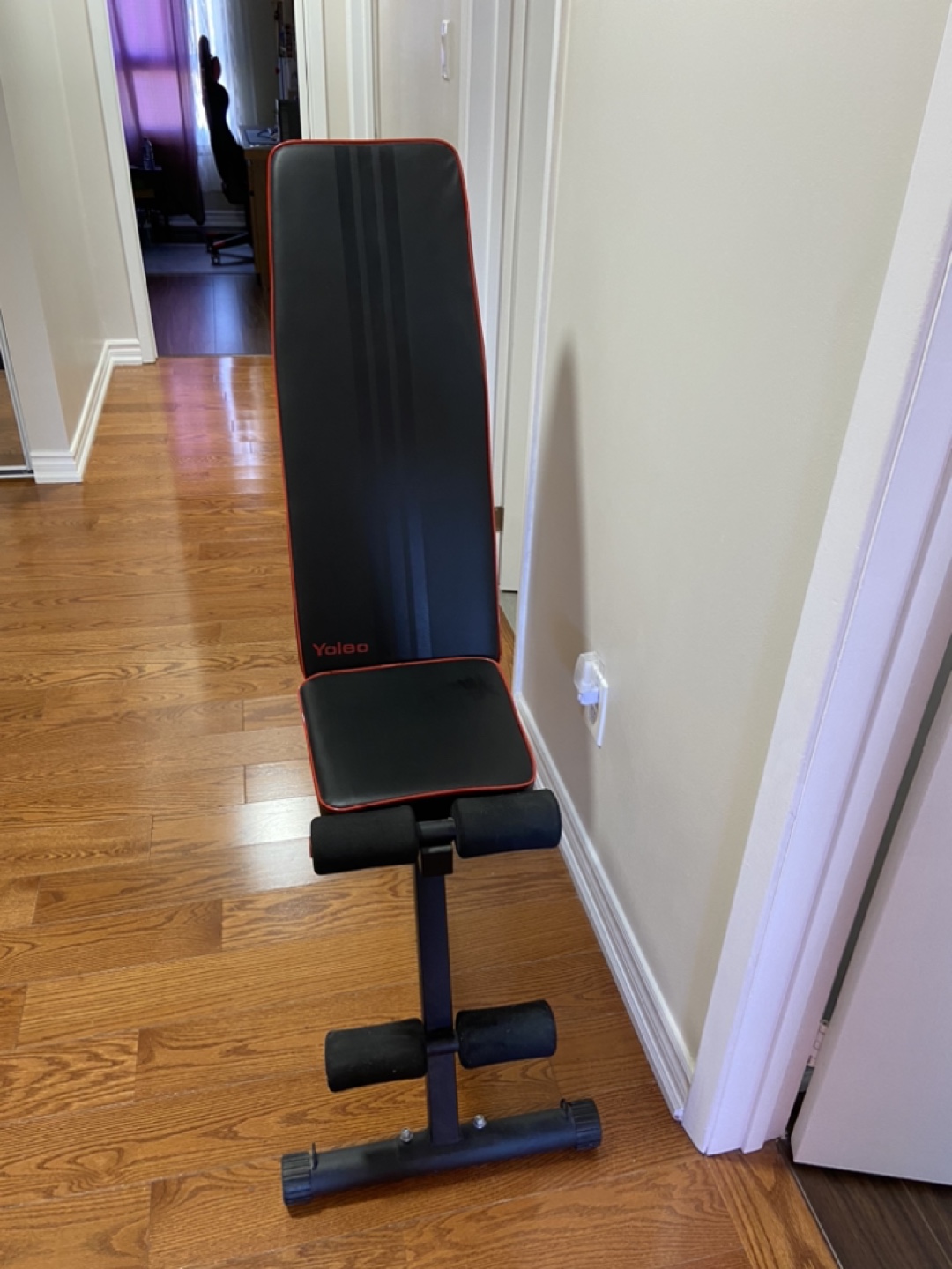 Yaleo Adjustable Weight Bench - photo 2