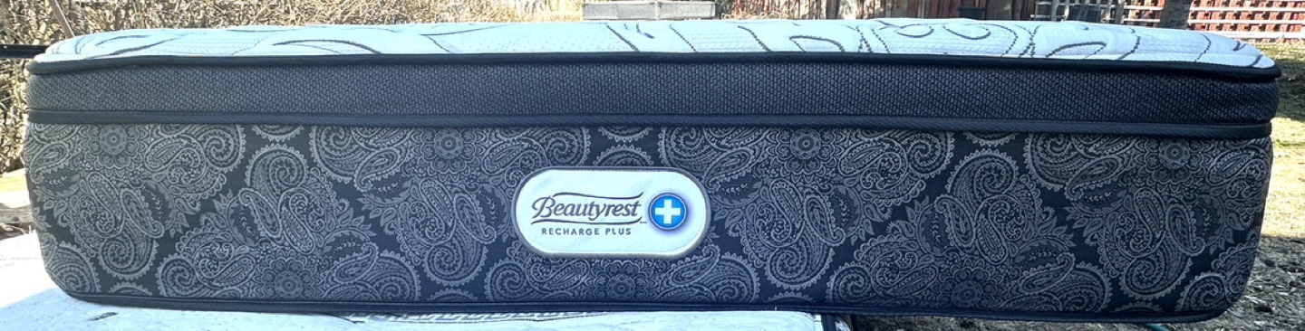 DELIVERY INCLUDED IN PRICE: Extra-thick Queen Mattress - photo 2
