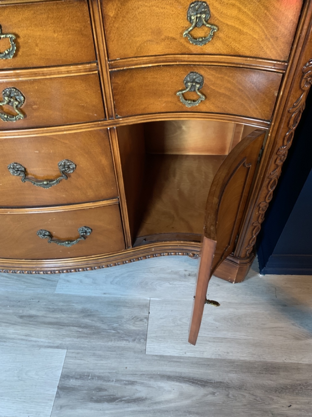 Vintage Wooden Buffet Server - photo 5