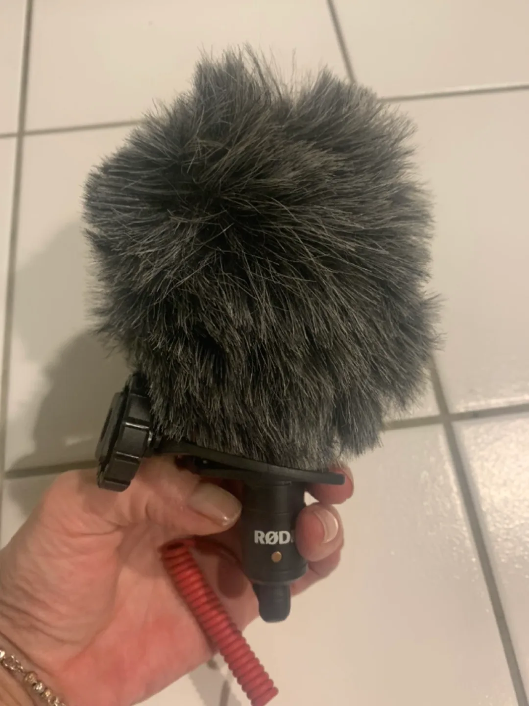 💚FIFINE K669 Condenser Microphone with Rode Pop Filter image indicator(3)