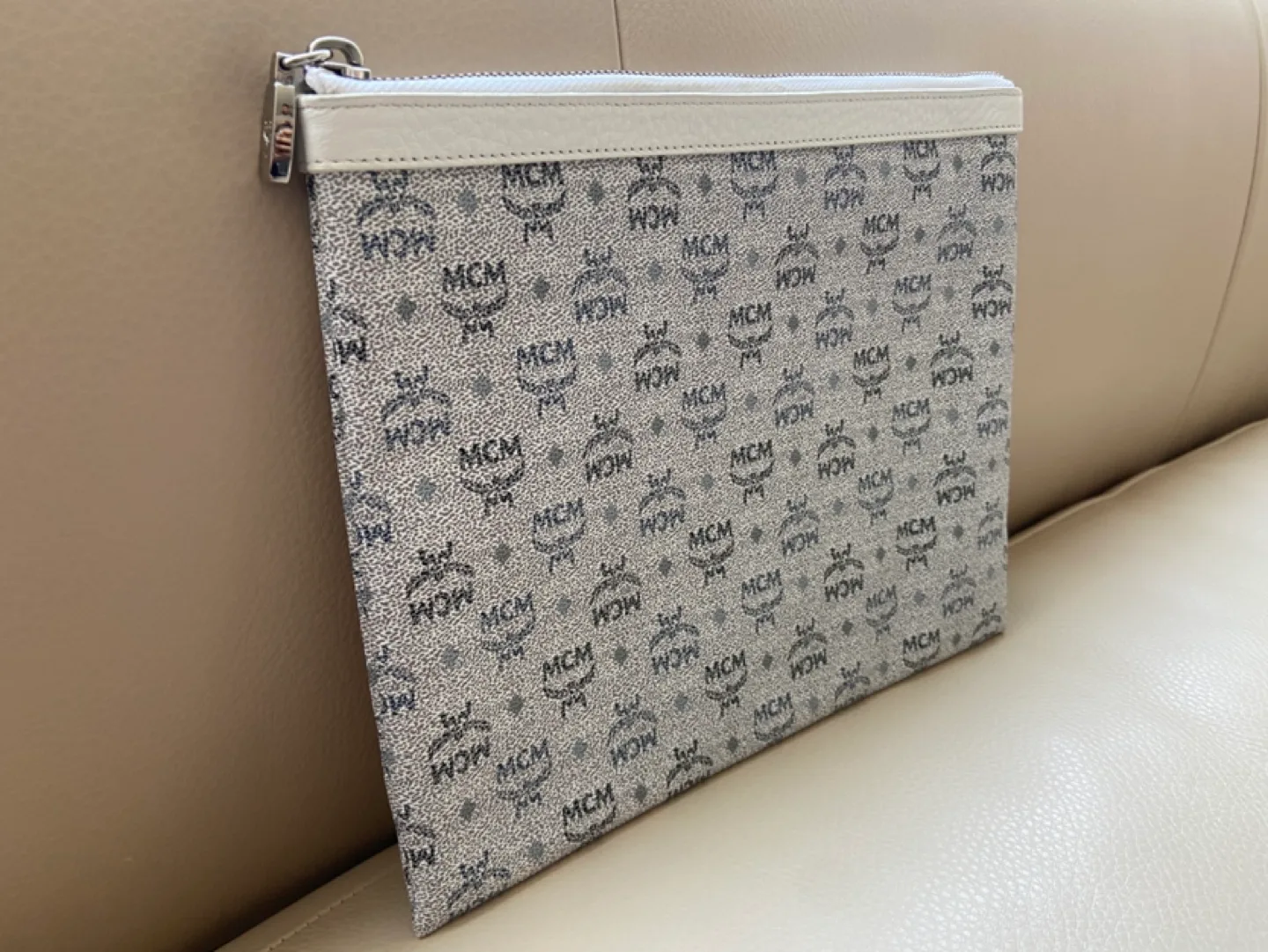 Authentic MCM Visetos Cosmetic Pouch thumbnail