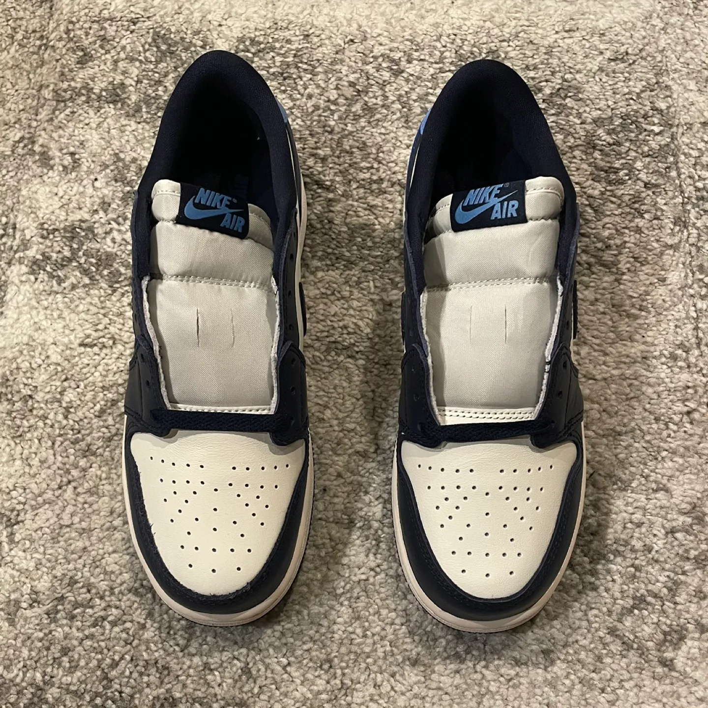 Air Jordan 1 Low Retro OG “Obsidian” image indicator(2)