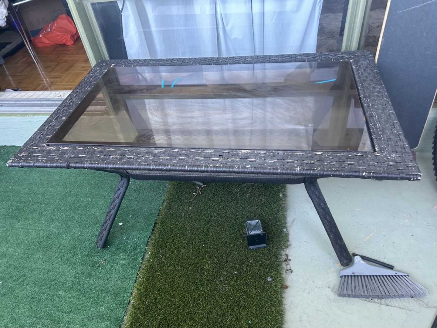 Outdoor Wicker Patio Coffee Table with Glass Top