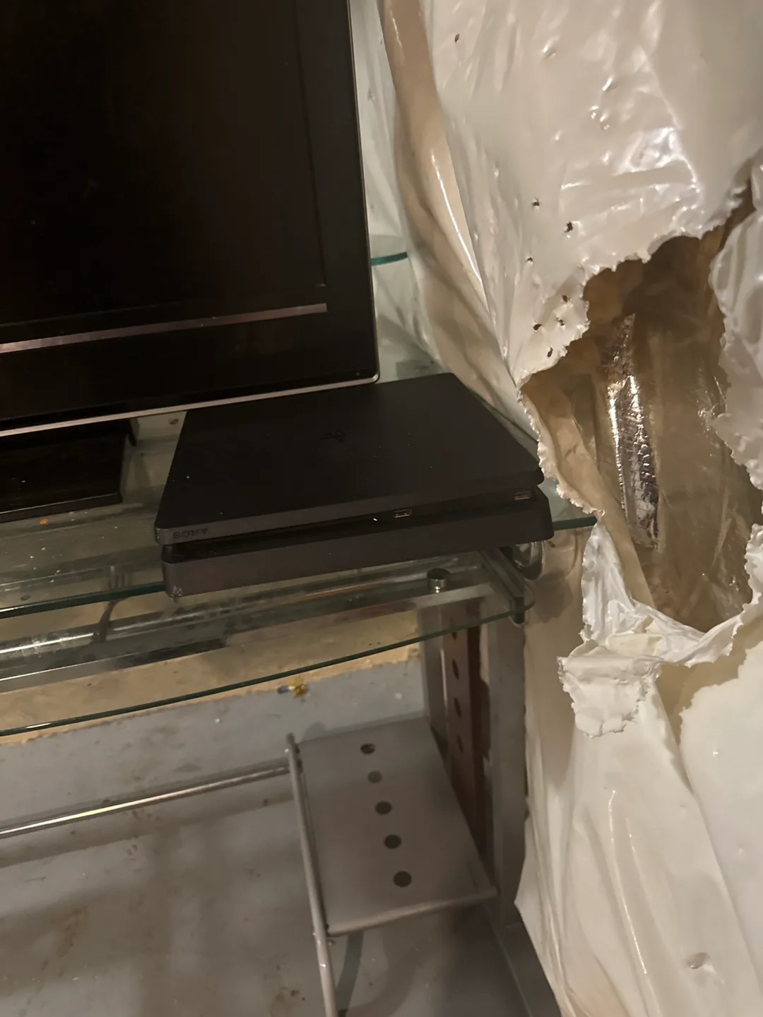 Sony Playstation 4 Slim Console image indicator(3)