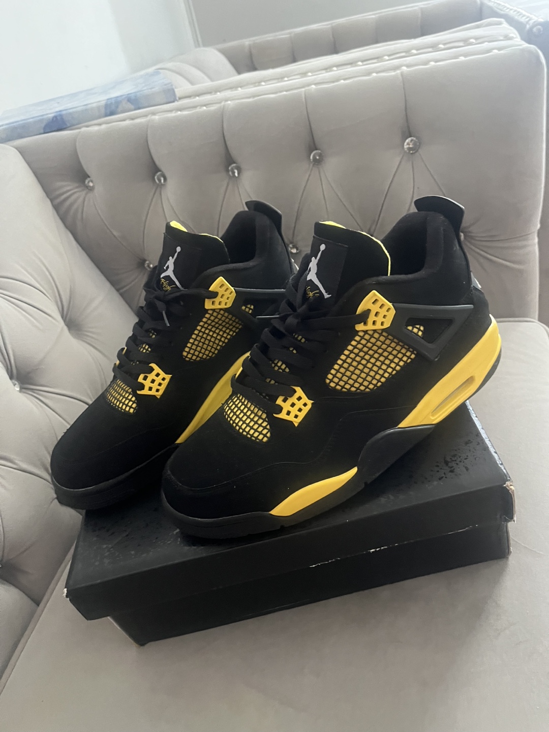 Air Jordan 4 Retro 'Thunder' - photo 2