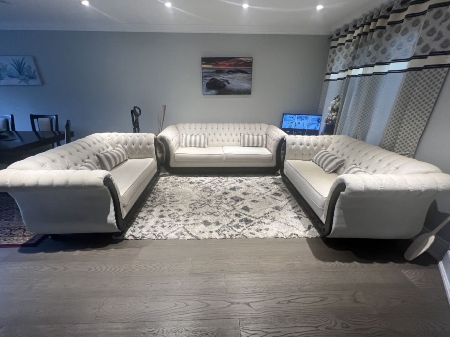 Elegant Off-White Sofa Set