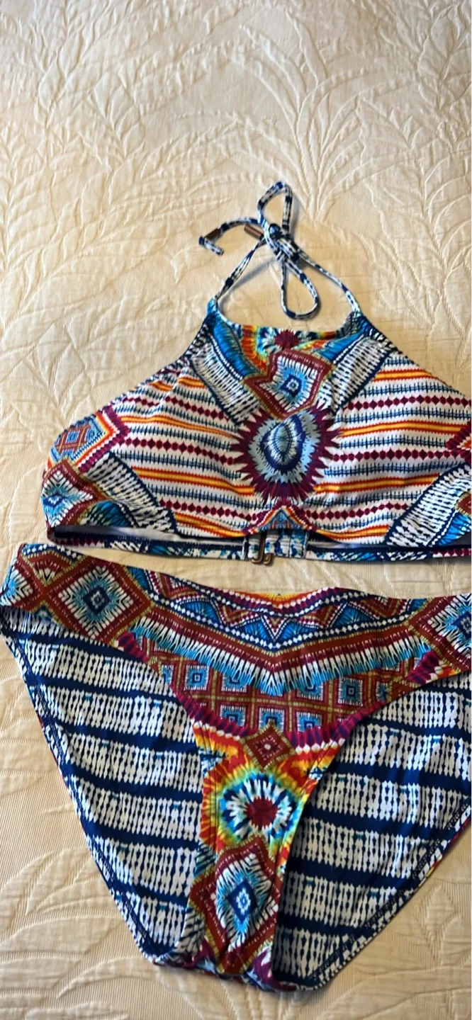 Women's Colorful Halter Bikini Set image indicator(7)