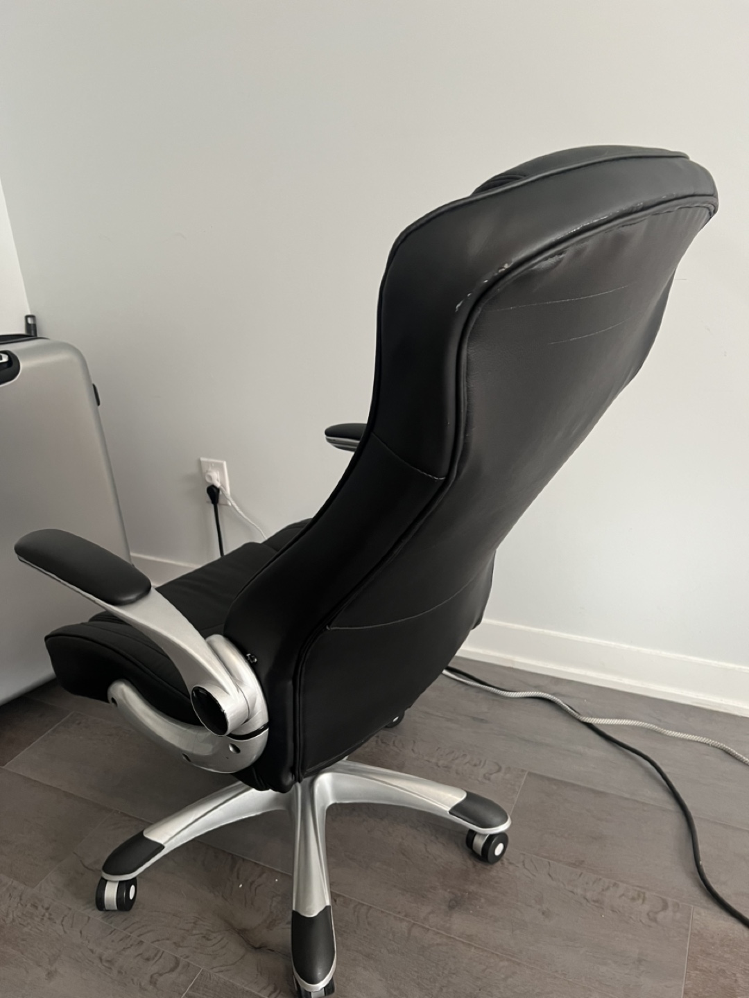 Black Leather Executive Office Chair