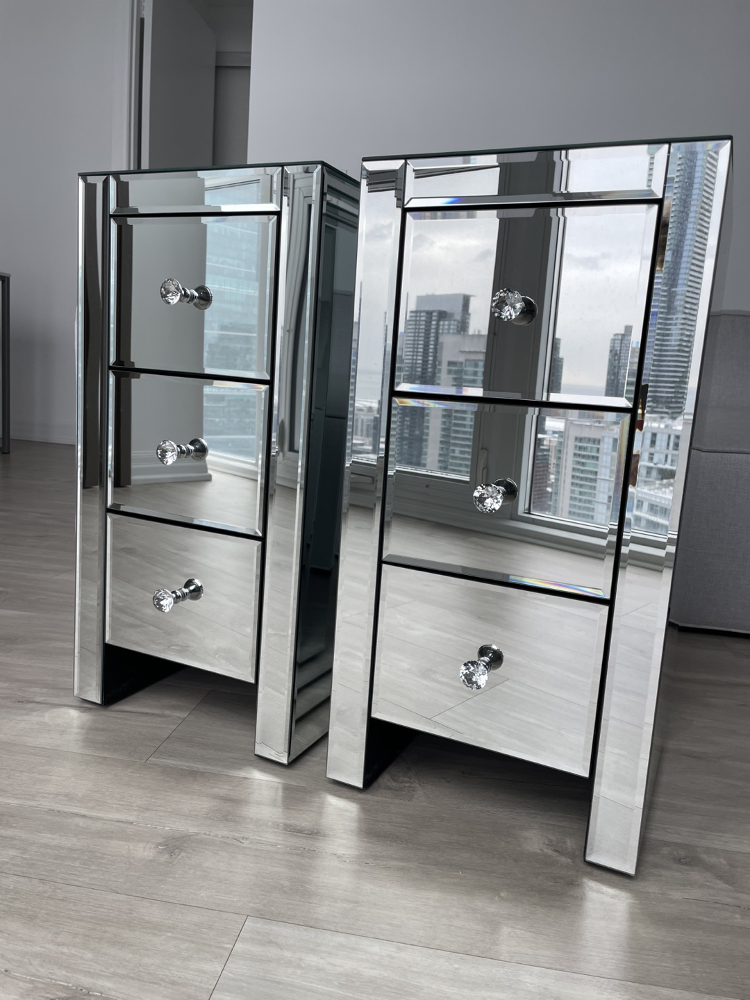 Set of 2 Jeanine Mirrored Nightstands with Storage - photo 5