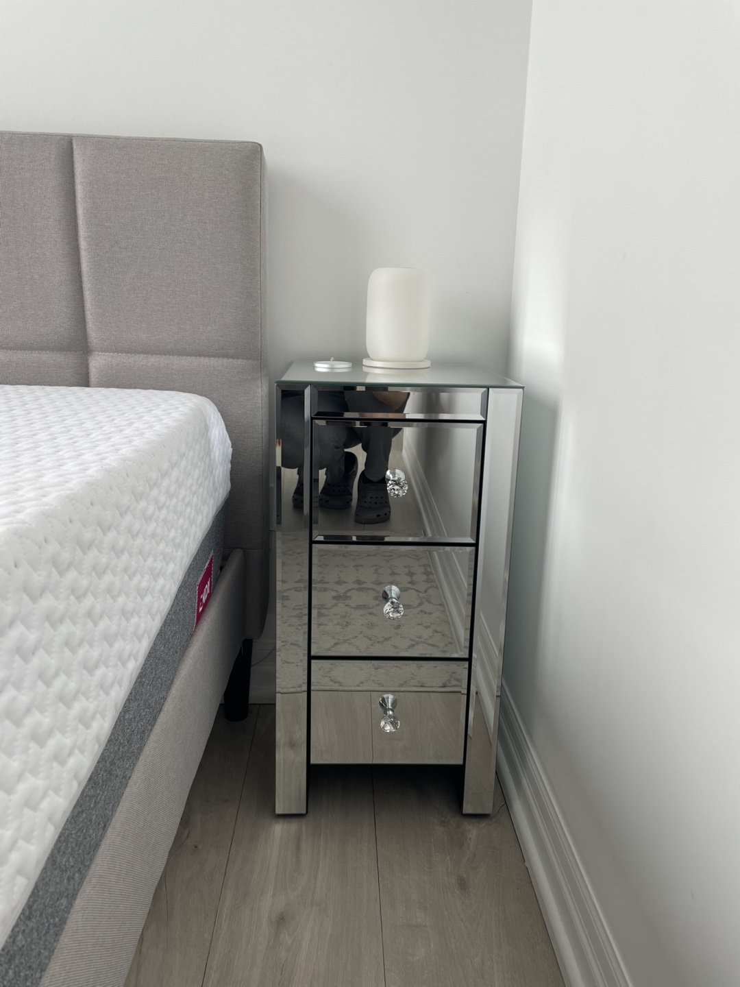 Set of 2 Jeanine Mirrored Nightstands with Storage - photo 3