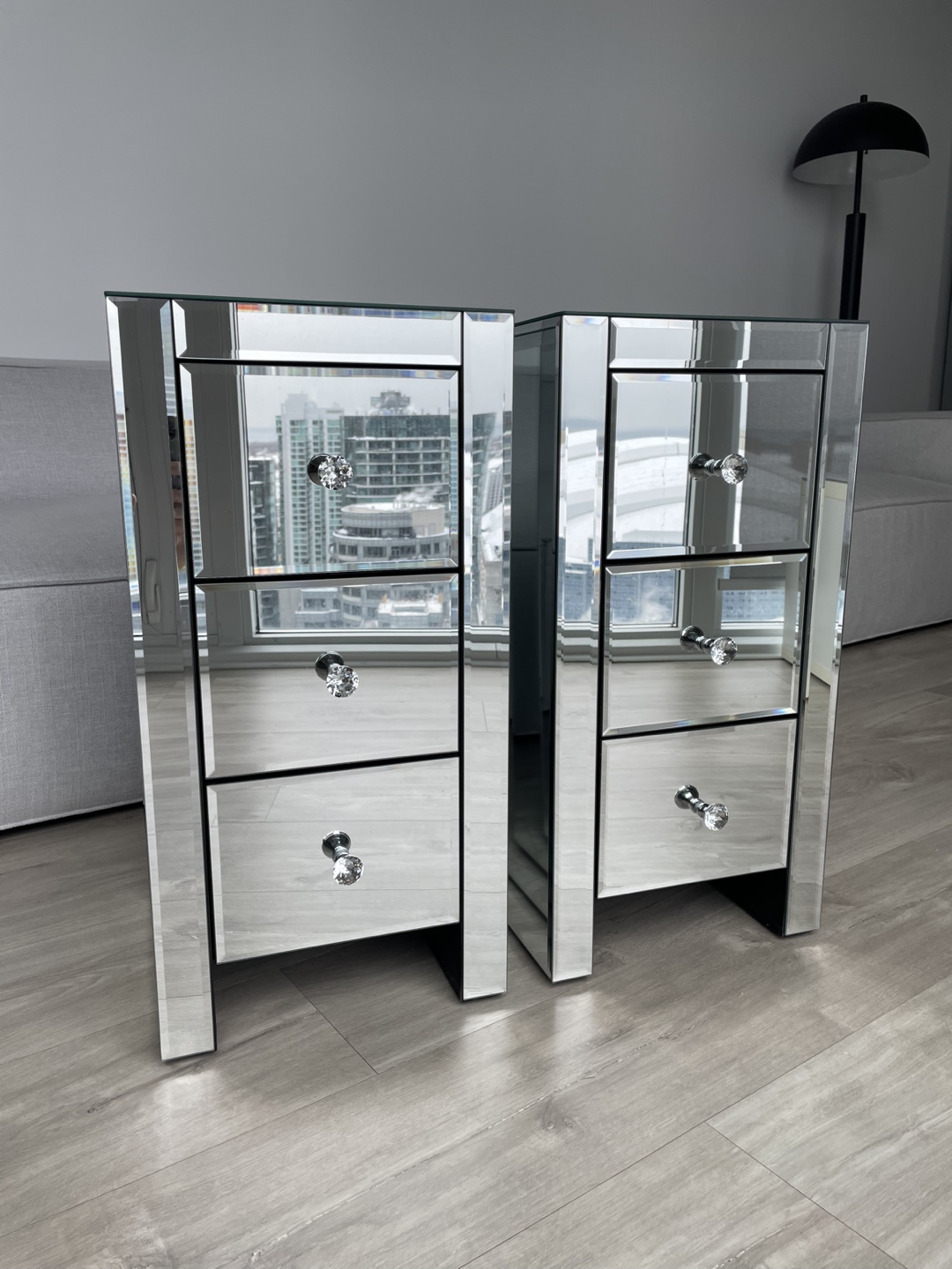 Set of 2 Jeanine Mirrored Nightstands with Storage