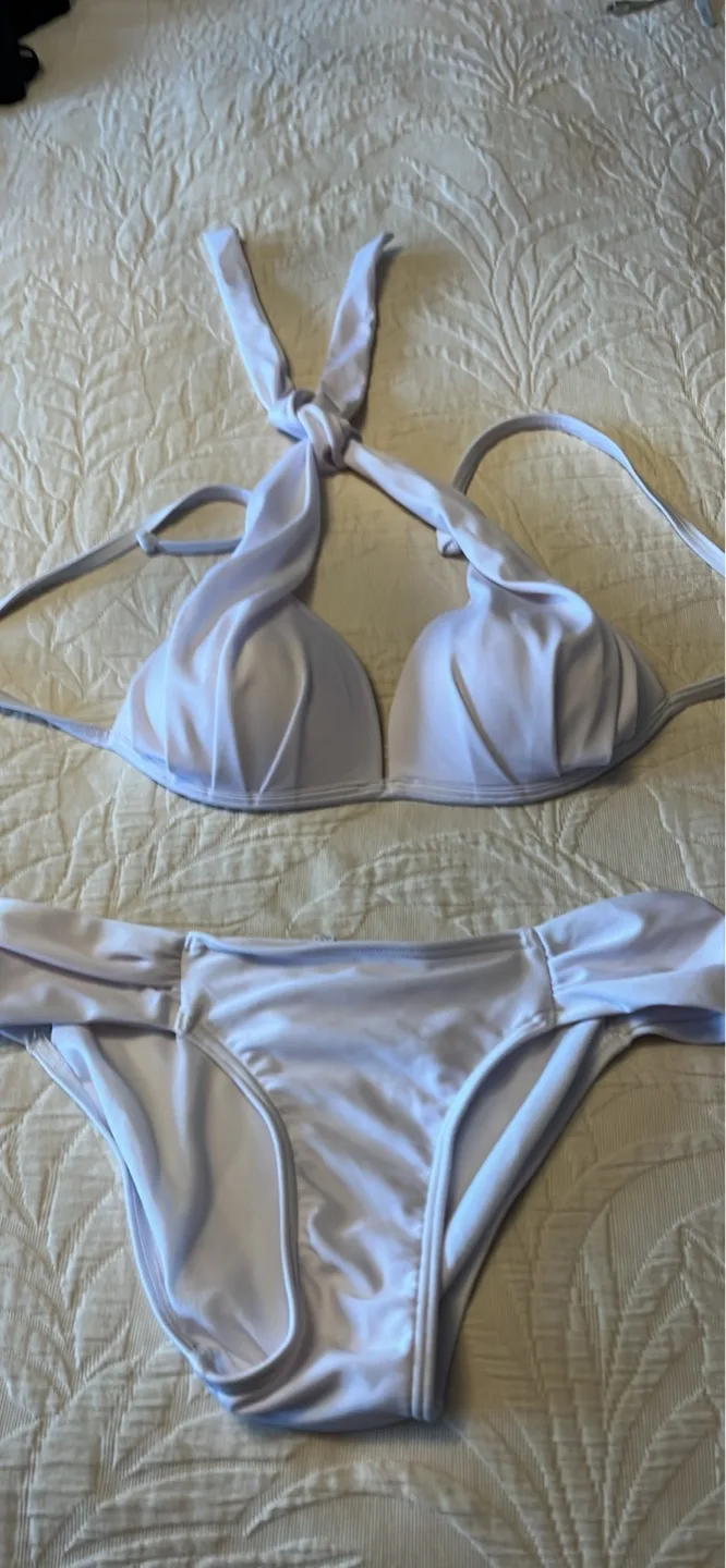 Women's White Halter Bikini Set image indicator(2)