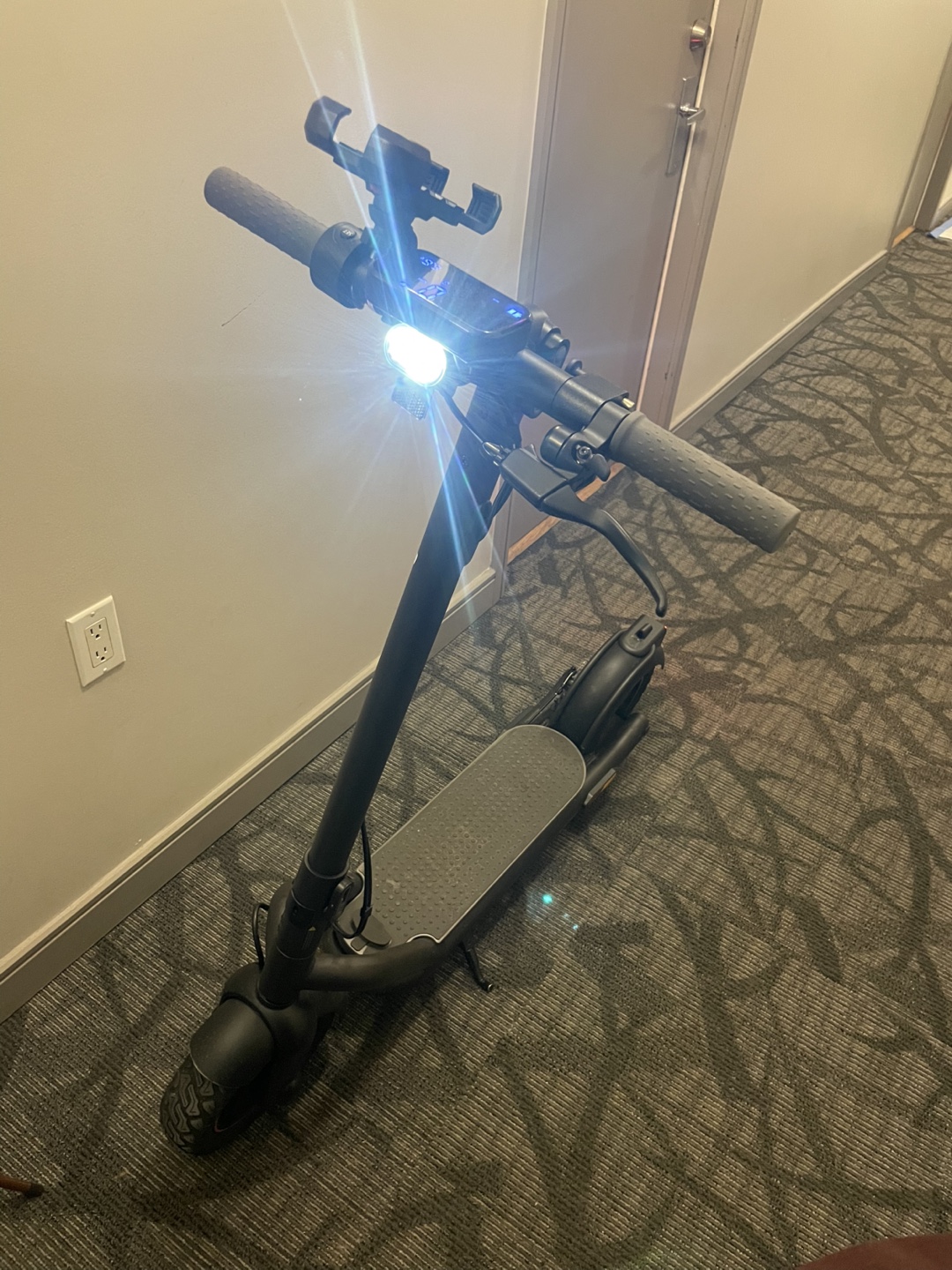 Electric Scooter with Phone Holder