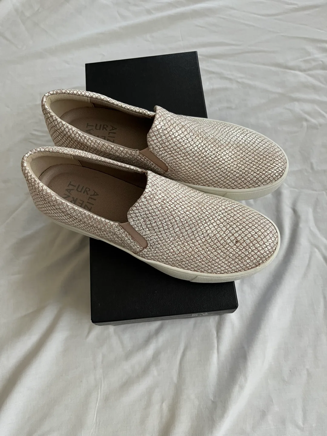 Naturalizer Women's Slip-On Sneakers