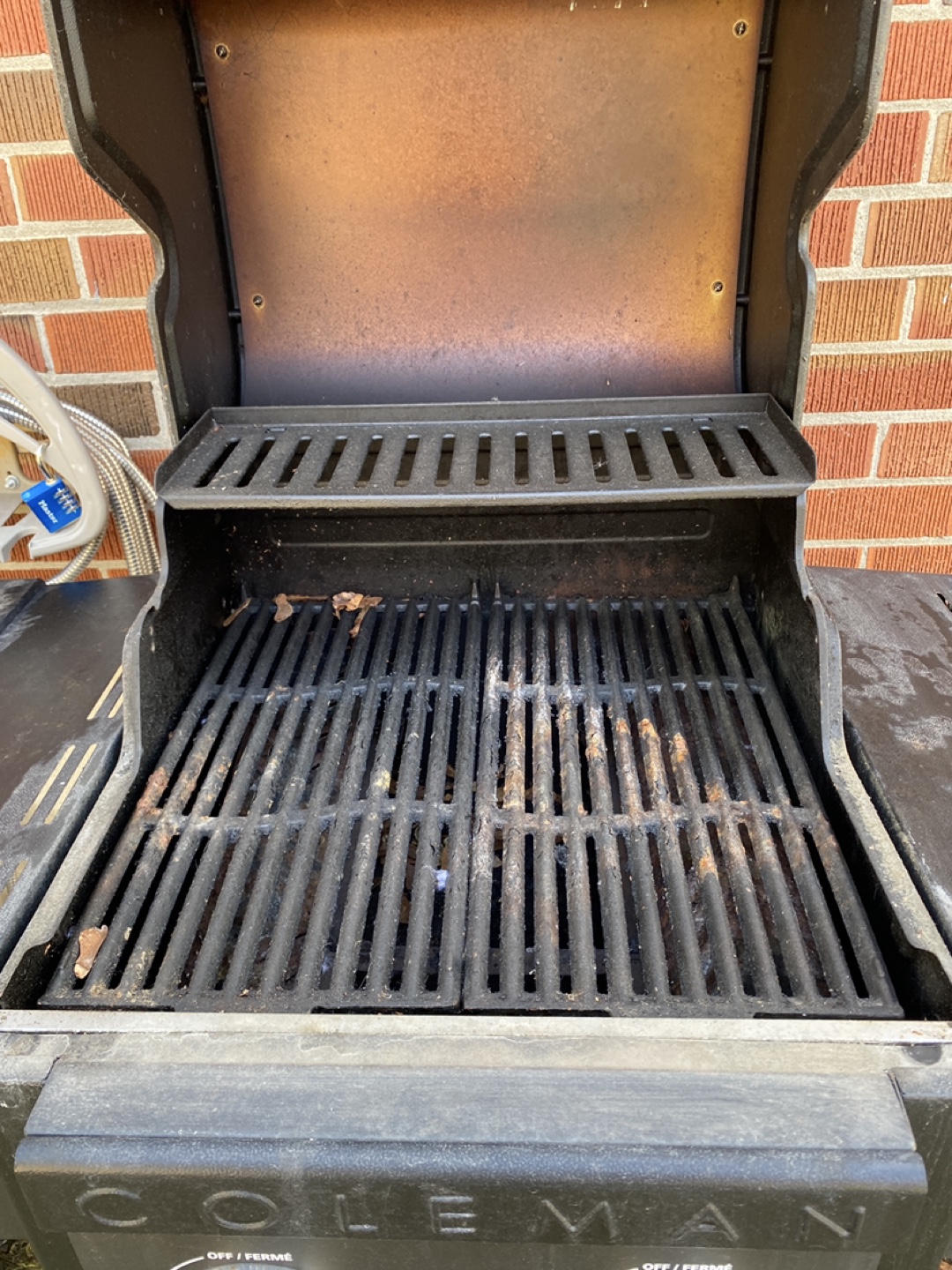 Coleman Two-Burner Propane BBQ - photo 3