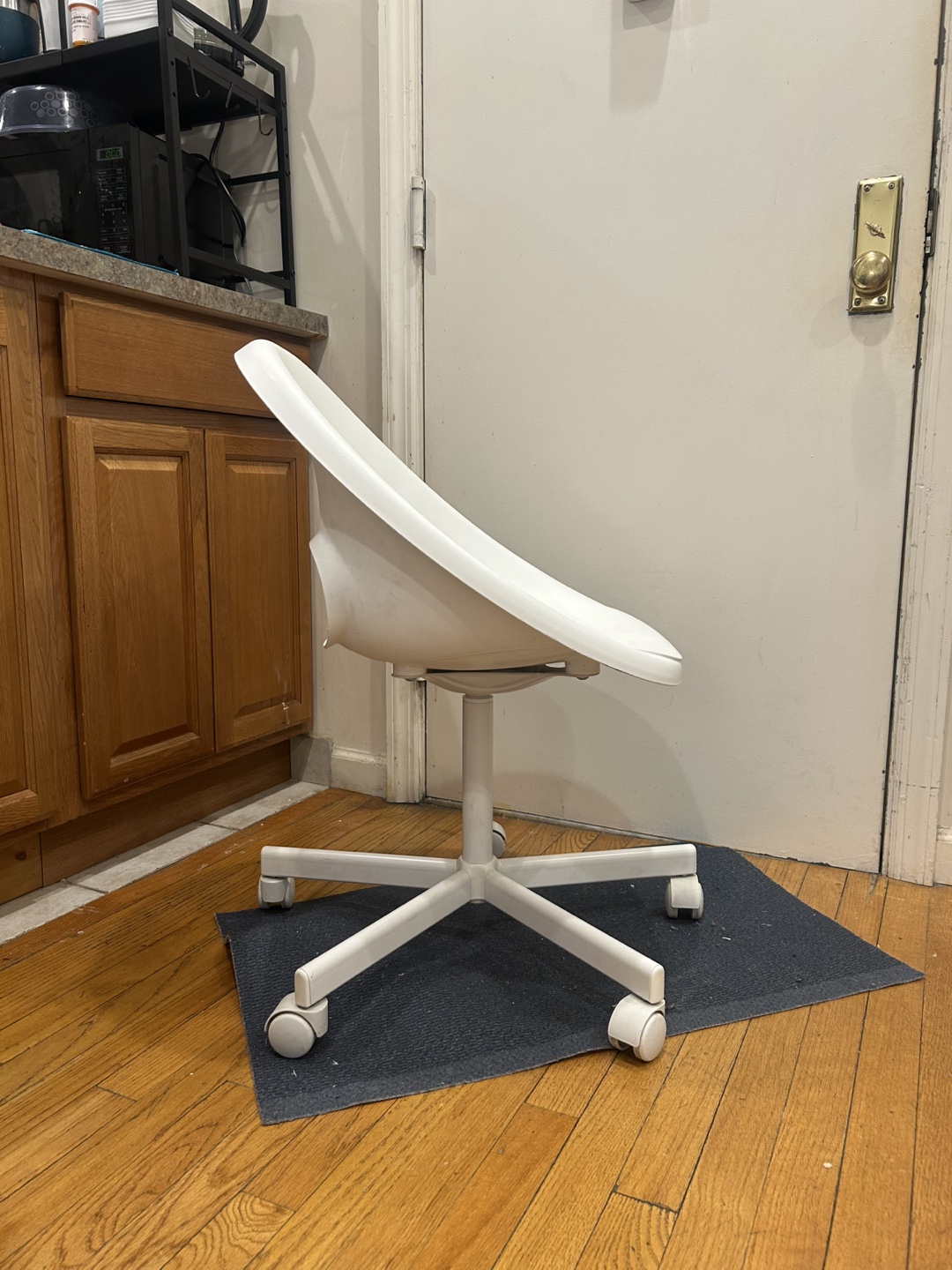 Ikea LOBERGET / MALSKÄR  White Rolling Desk Chair - photo 2