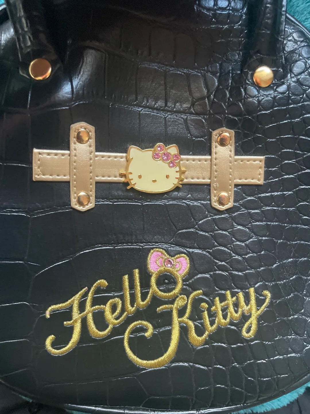 Hello Kitty Black Crocodile-Embossed Handbag image indicator(4)