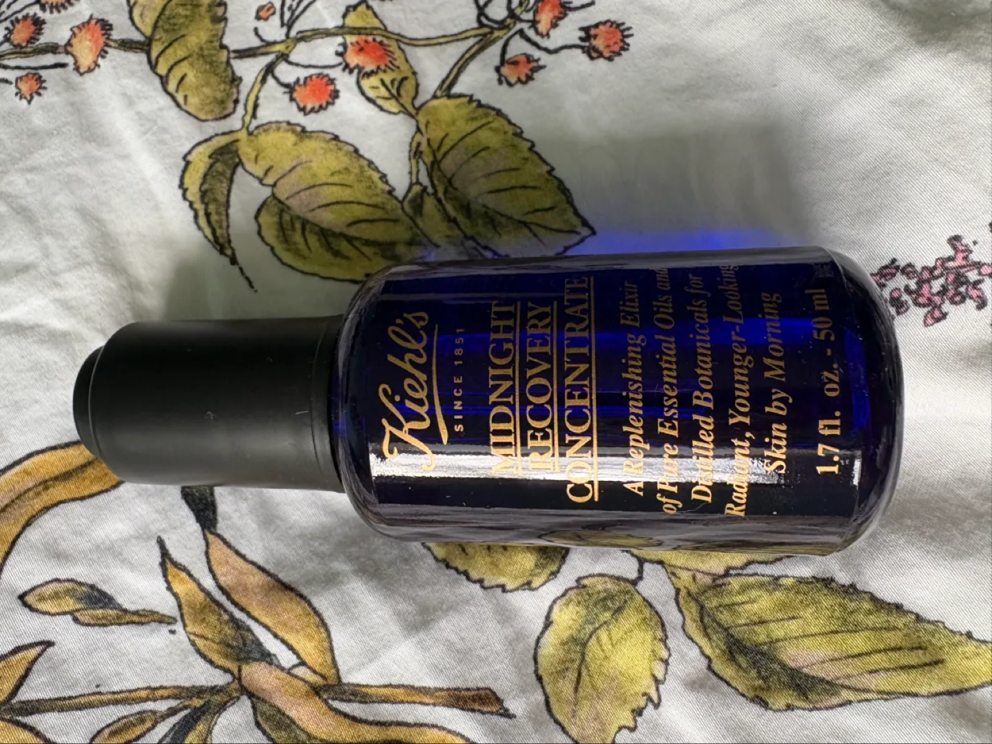 Kiehl's Midnight Recovery Concentrate Moisturizing Face Oil image indicator(6)