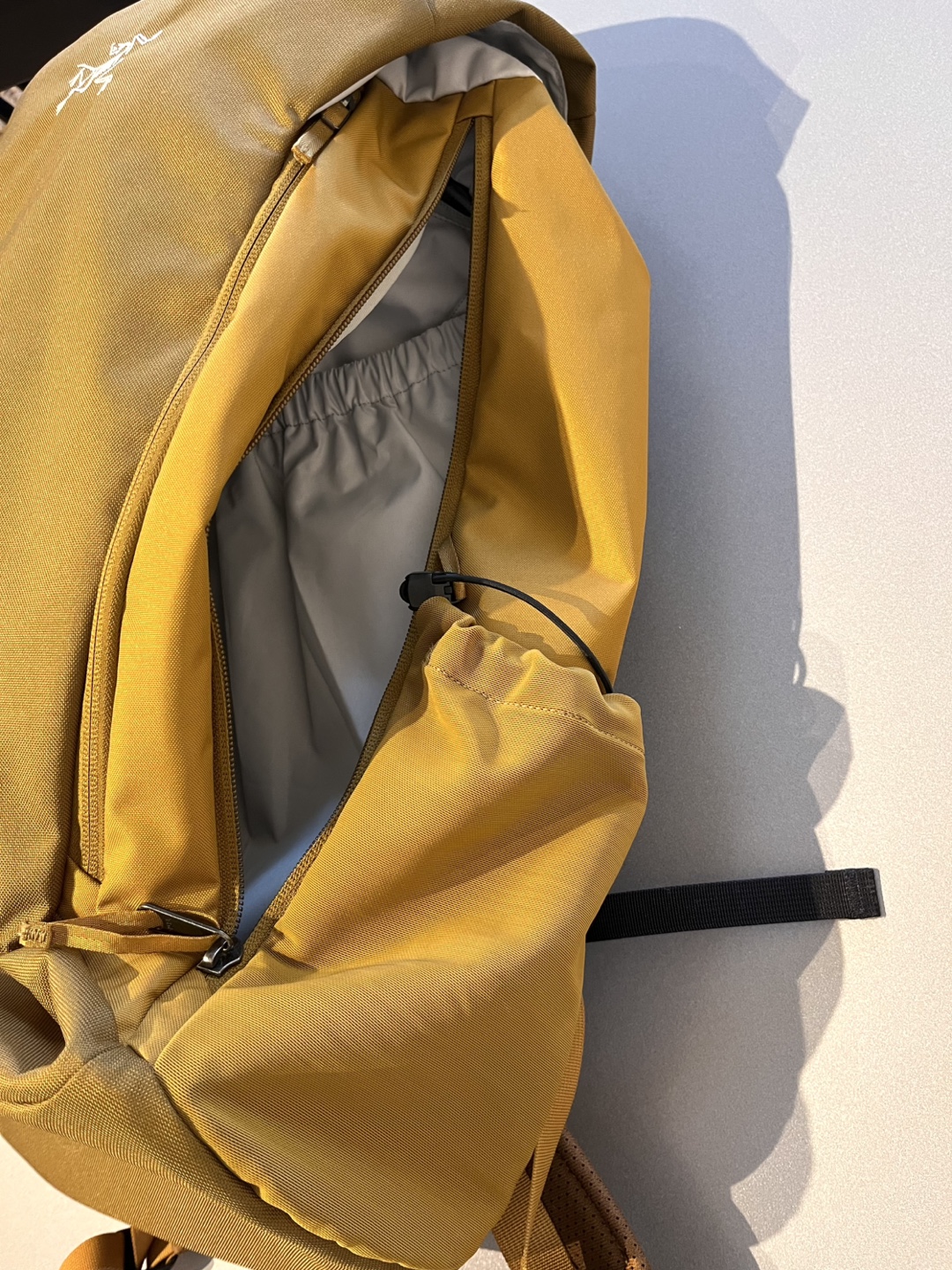 Arc'teryx Mantis 30 Backpack - Mustard Yellow - photo 3