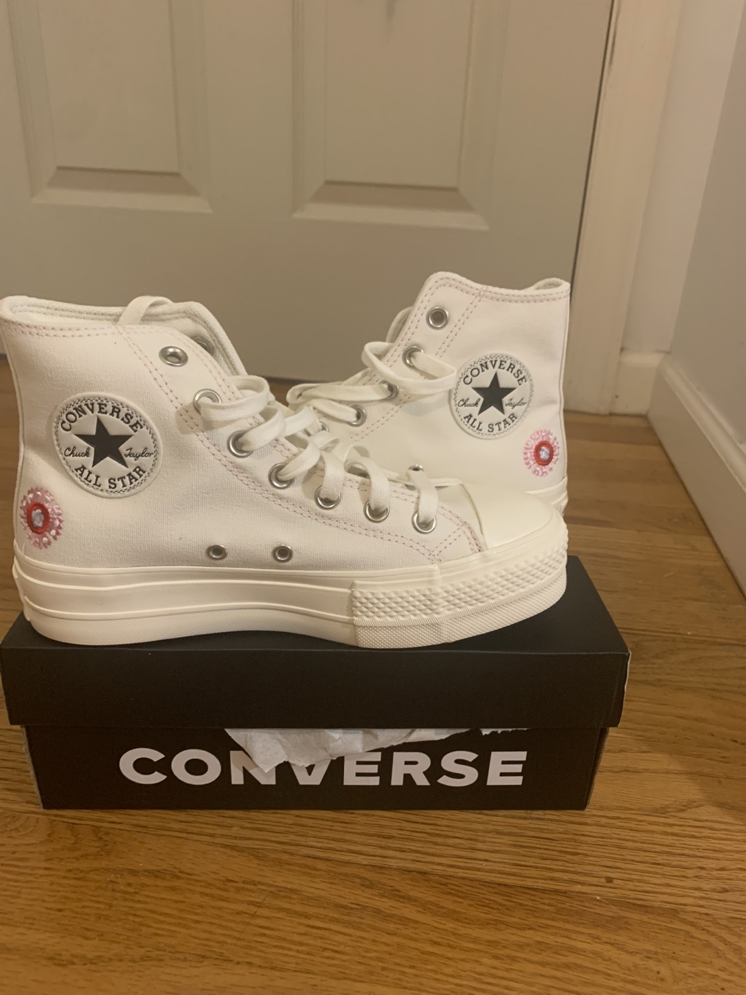 Converse Platform High Top Sneakers - Floral Embroidery - photo 4
