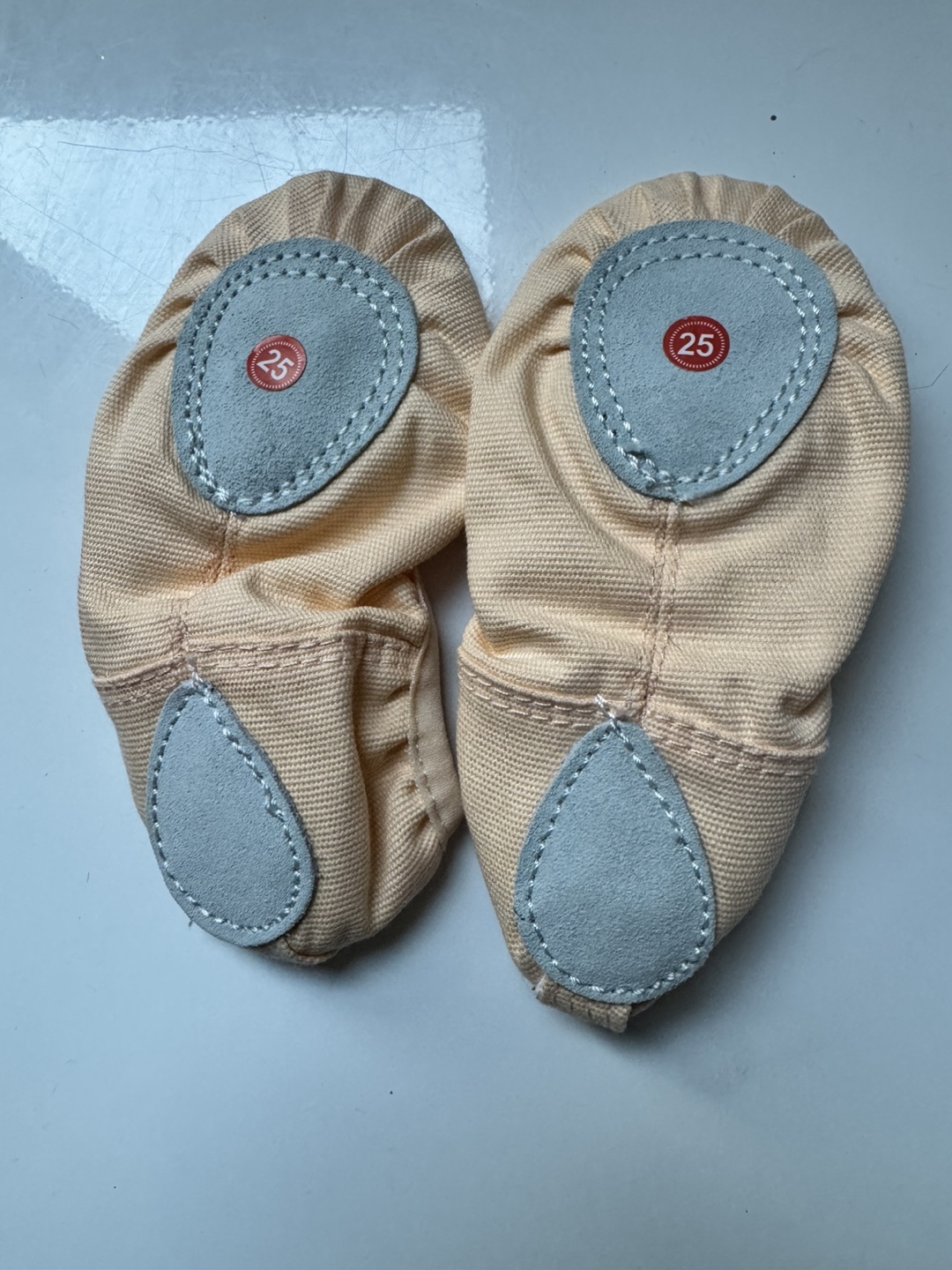 Child's Ballet Slippers Size 25 - photo 2