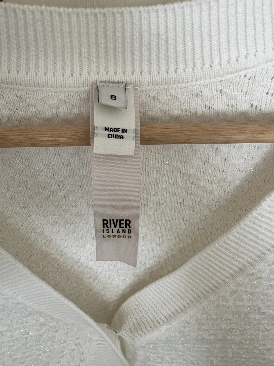 White Cropped Cardigan image indicator(2)