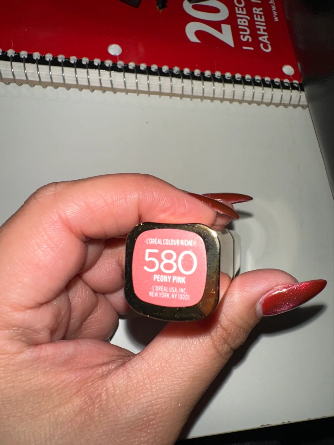 L'Oréal Paris Colour Riche Lipstick - 580 Peony Pink thumbnail