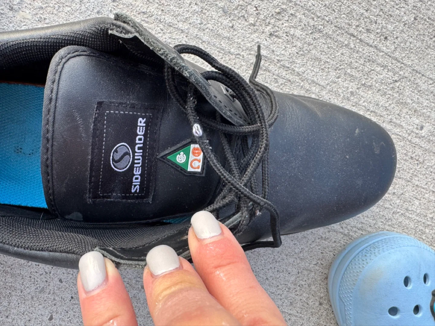 Sidewinder Black Leather Shoes - Size 6