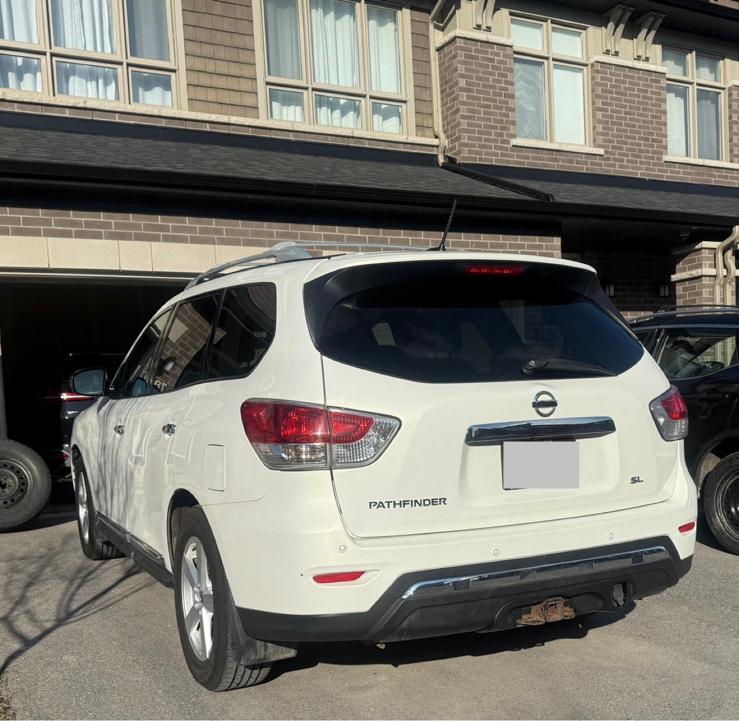2014 Nissan Pathfinder SL AWD - photo 2