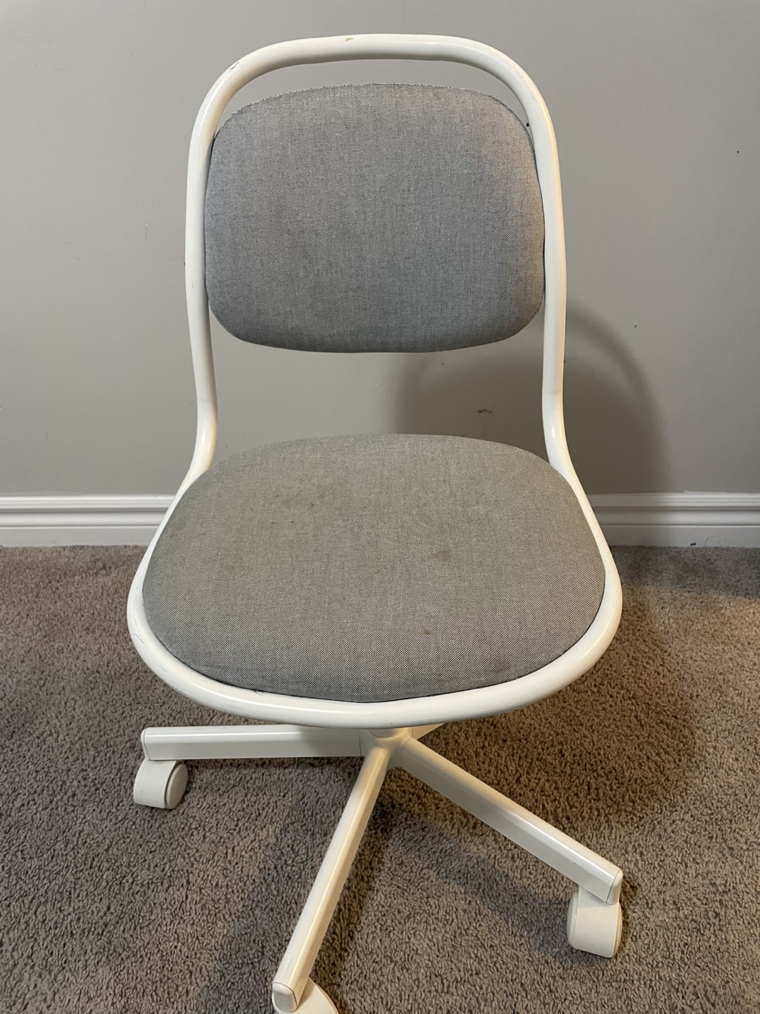 (Urgent)White and Grey Swivel Office Chair