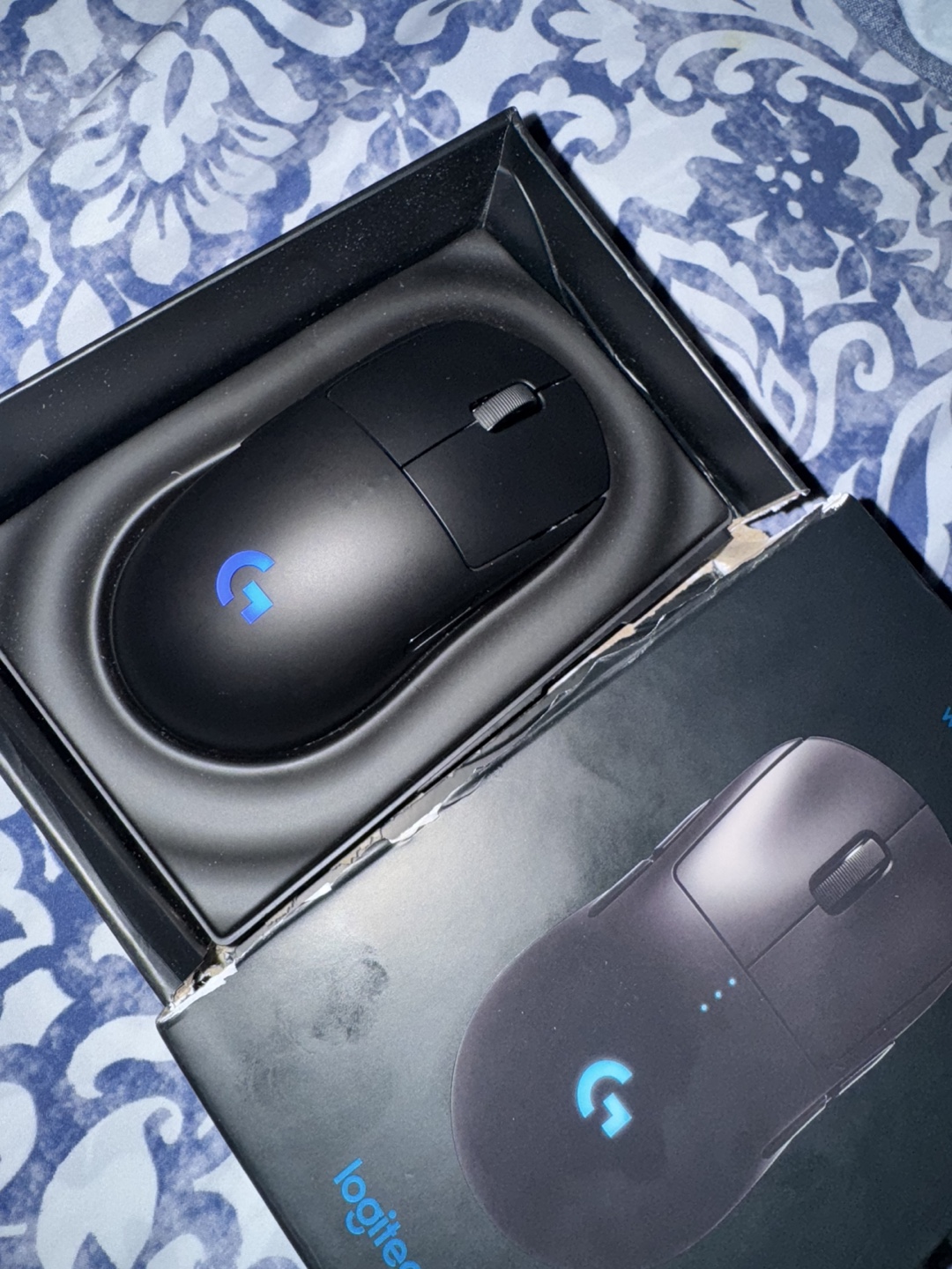 Logitech G Pro X Superlight Wireless Gaming Mouse - photo 2