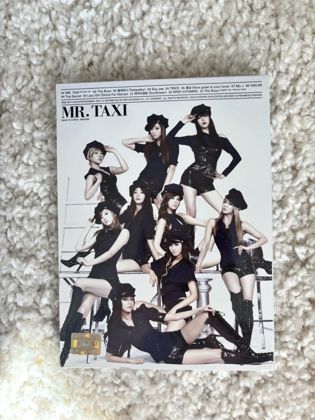 Girls' Generation - Mr. Taxi (Korean Version) CD - photo 3
