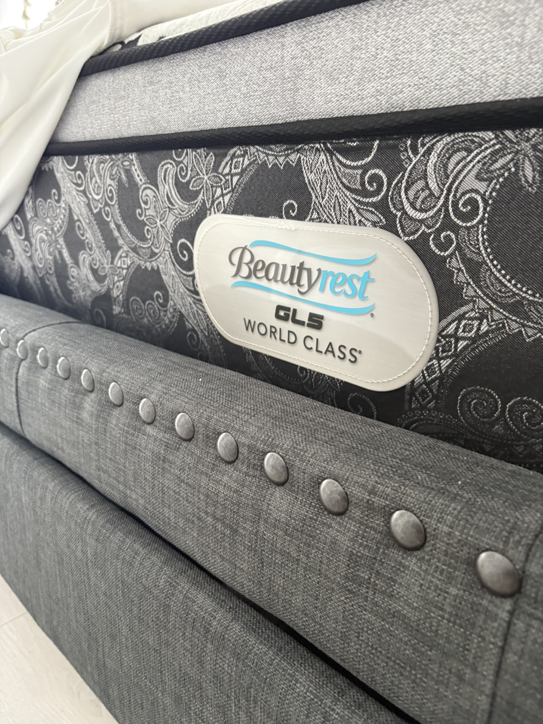 Queen Beautyrest GLS World Class Mattress with Storage Bed Frame - photo 4
