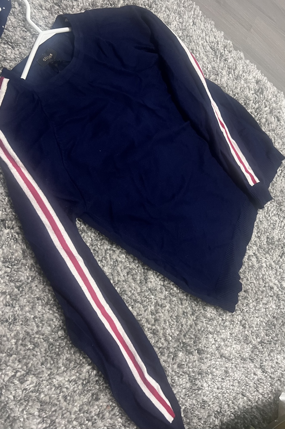 Declutter sales - Navy blue sweater with red and white stripes - photo 2