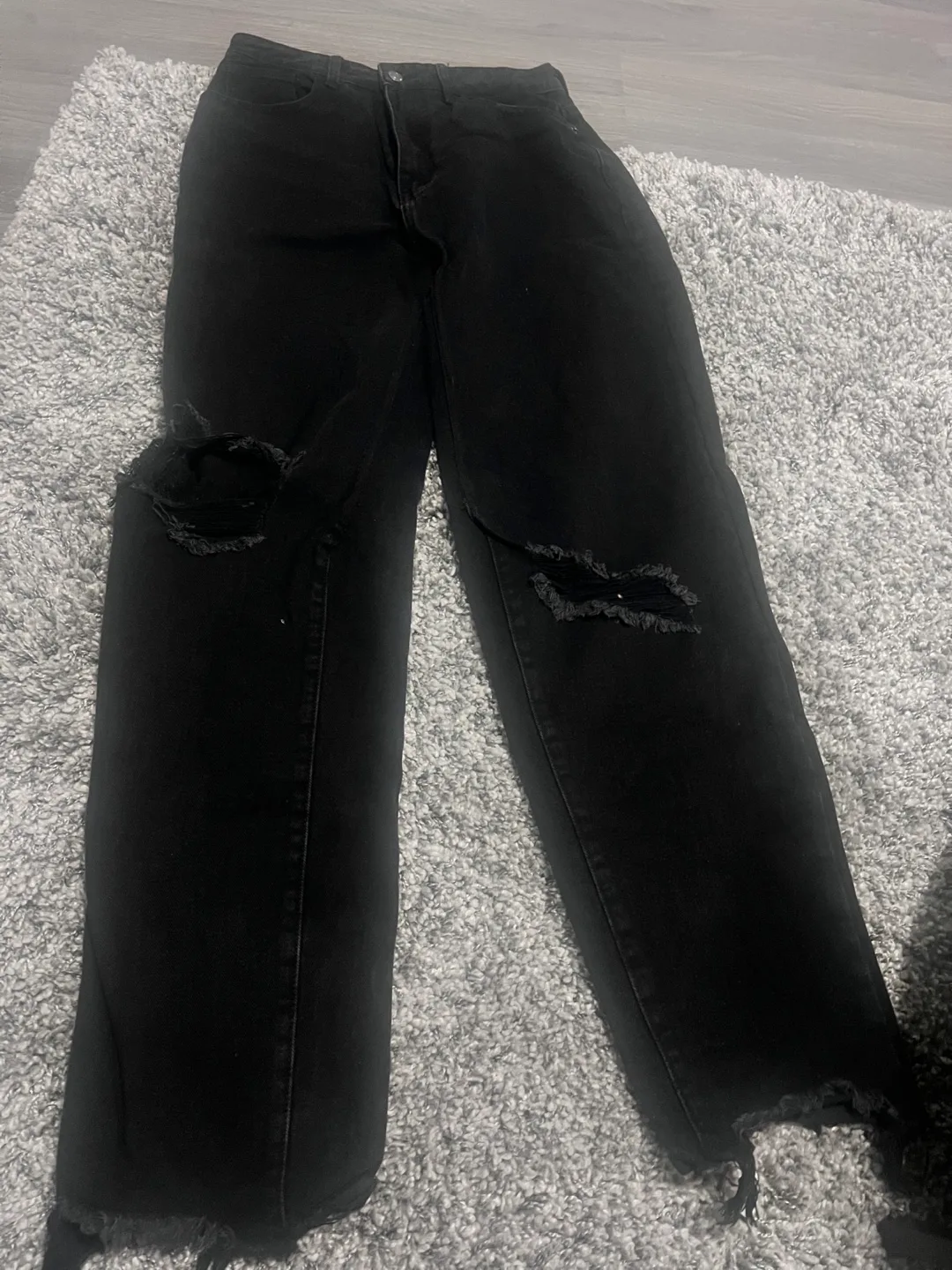 PLT Tall Black Distressed Jeans Size US6 image indicator(2)
