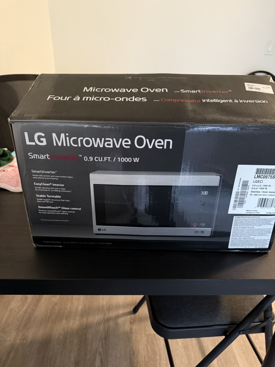 LG Smart Inverter Microwave Oven - 0.9 cu.ft
