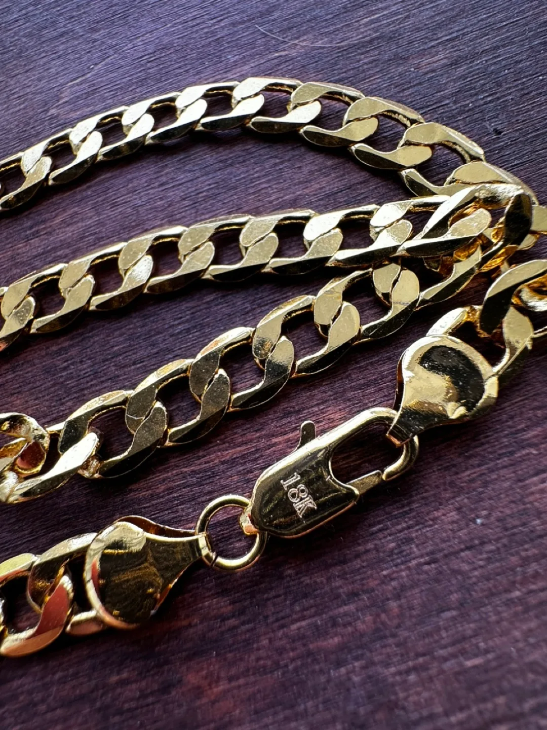 NEW Gold Curb Chain Necklace image indicator(3)