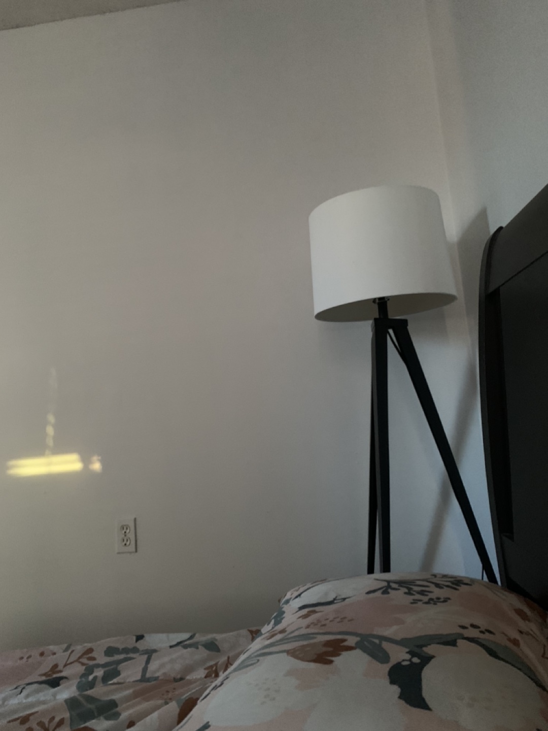 Black Tripod Floor Lamp with White Shade - photo 2