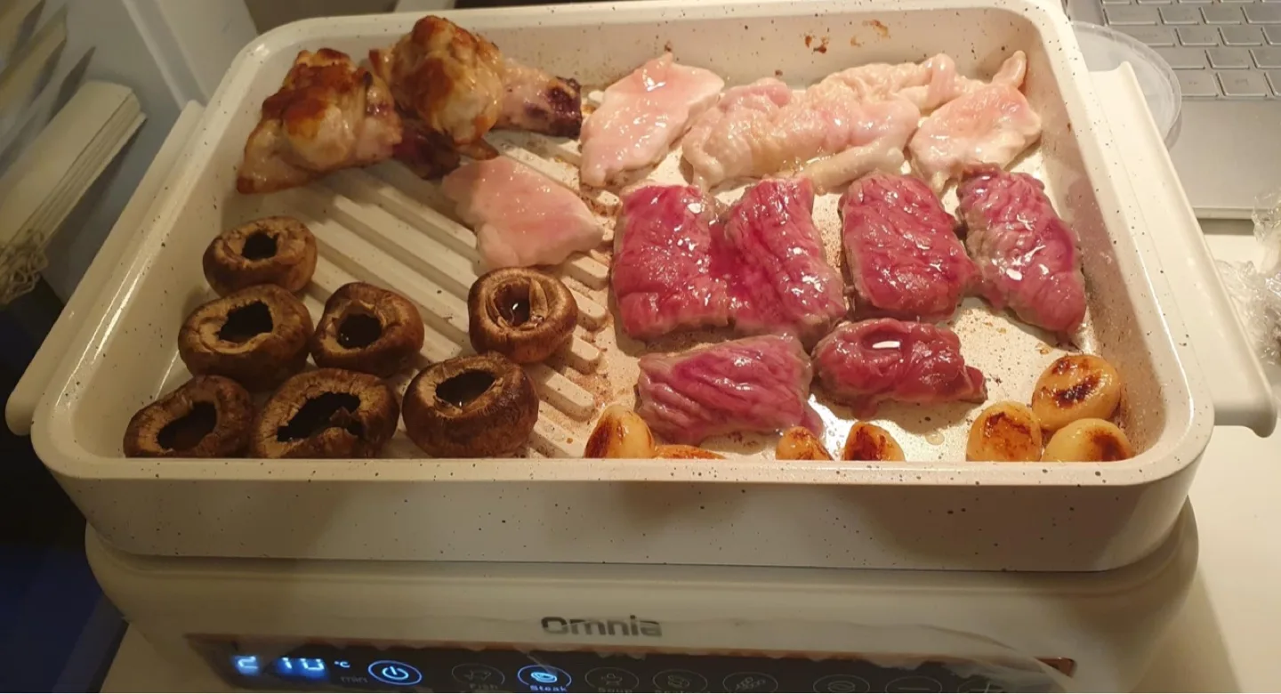 Multi-functional Electric Cooker For Grill / Hotpot image indicator(2)