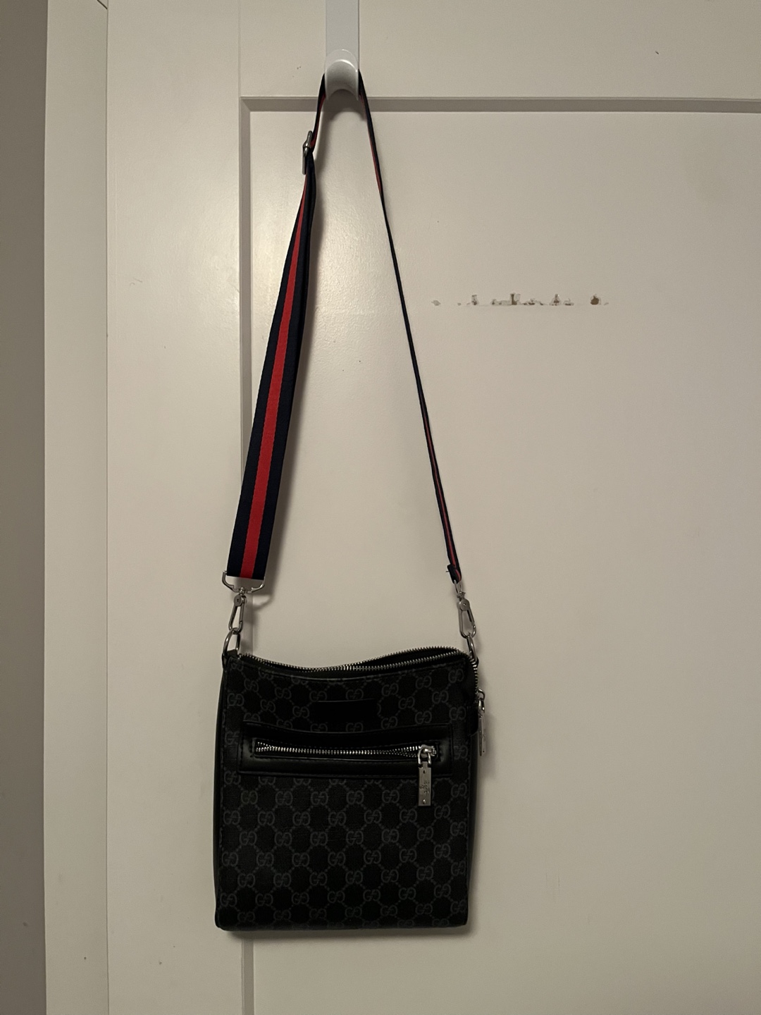 Gucci GG Supreme Messenger Bag - photo 3