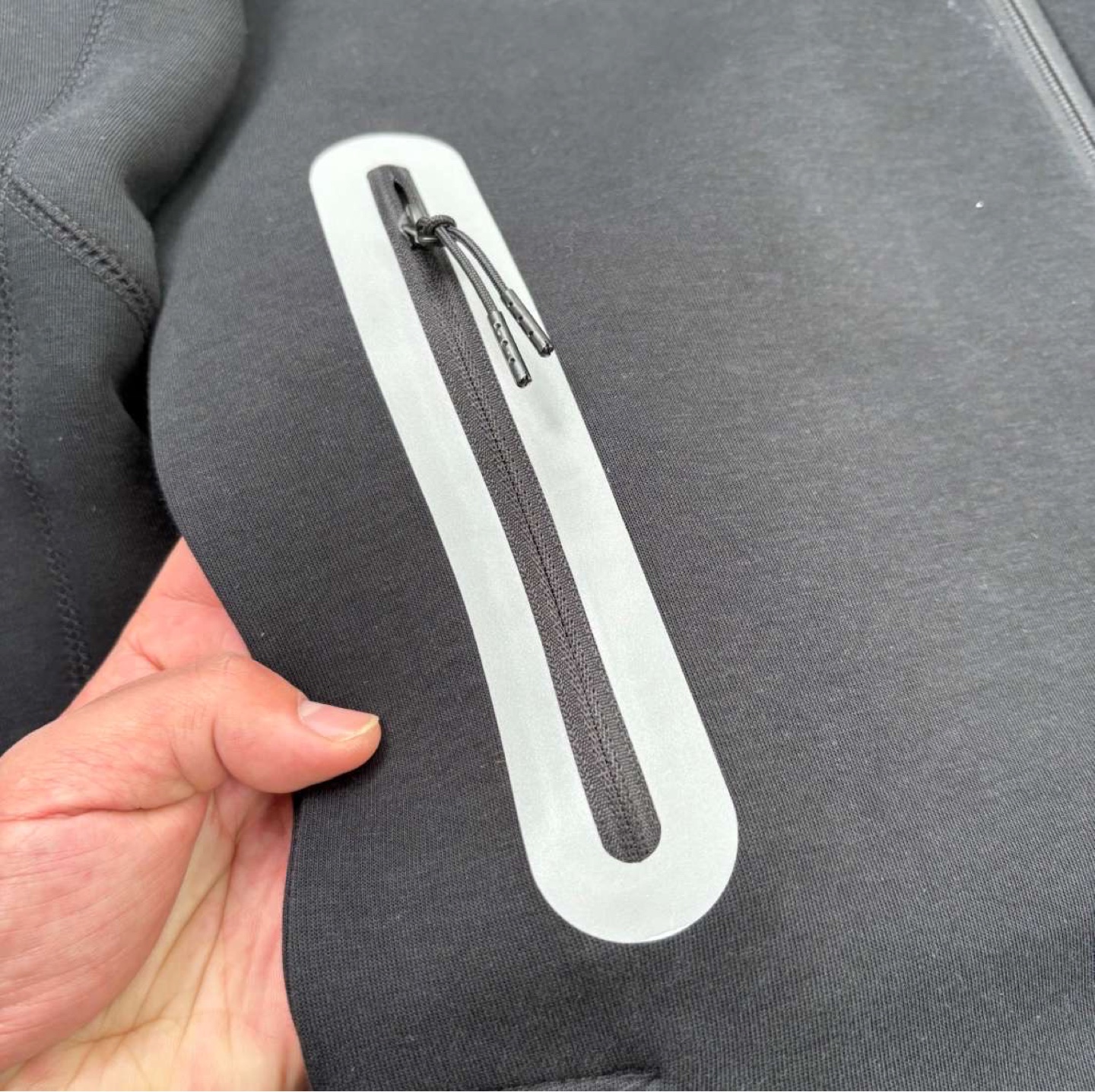 Reflective Nike tech fleece - photo 2