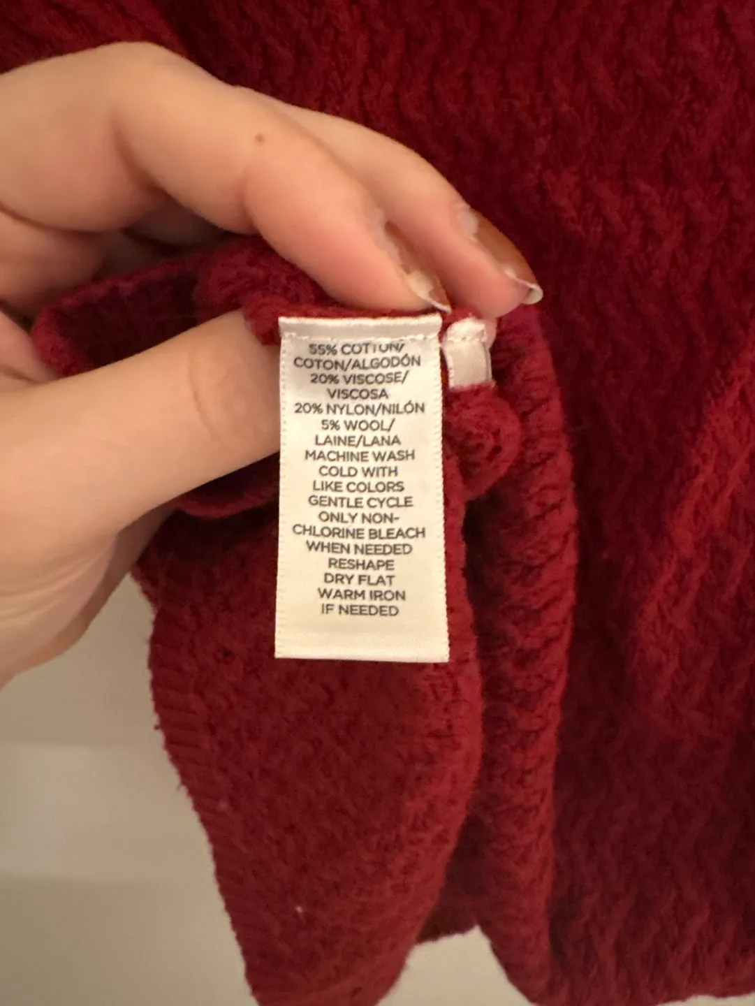 LOFT Women's Red Knit Sweater - Size M 💚 image indicator(4)