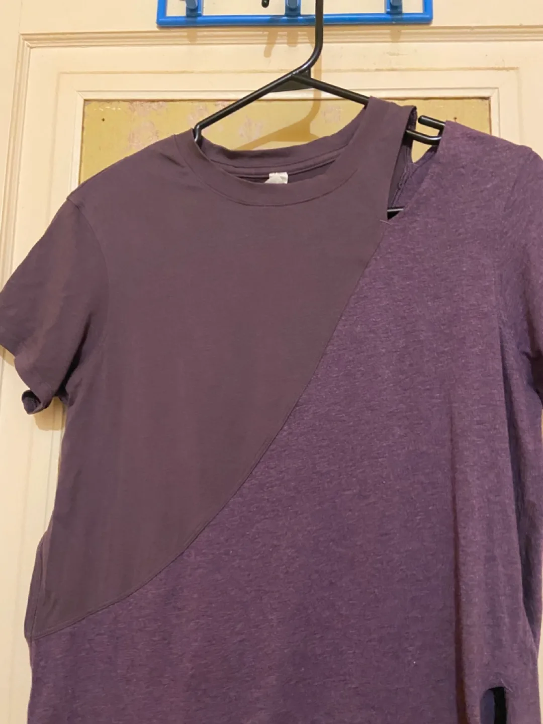 Lululemon LA Side-Tie T-Shirt sz4 XS image indicator(2)