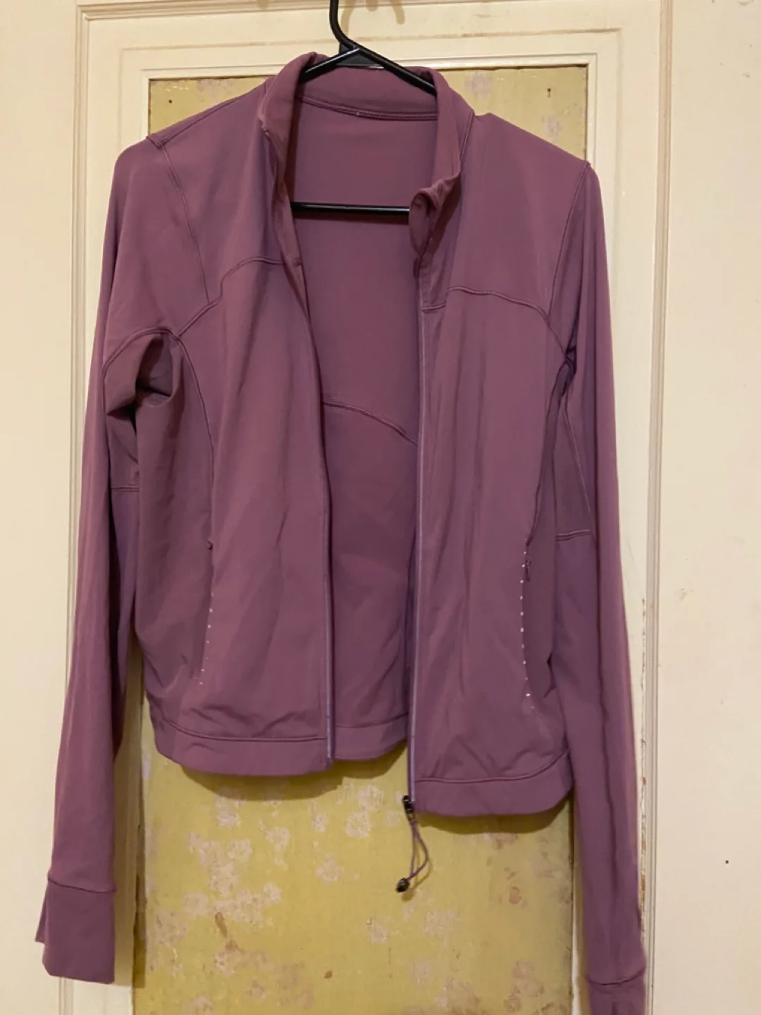 Lululemon full zip up jacket szM image indicator(5)